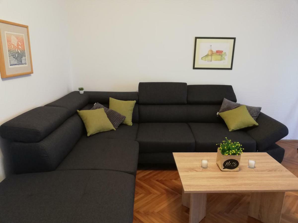 New Renovated Apartment 15 Min From Beach On Foot Пула Екстер'єр фото