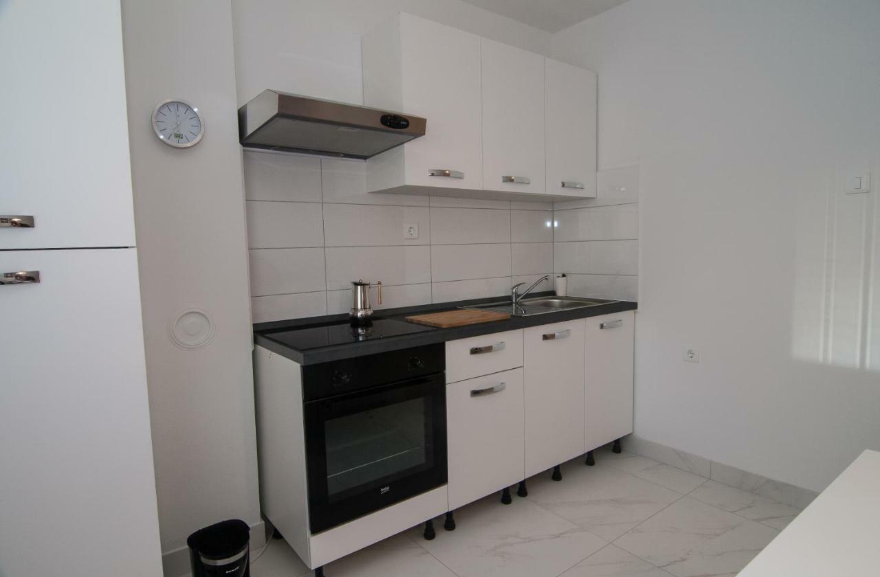 New Renovated Apartment 15 Min From Beach On Foot Пула Екстер'єр фото