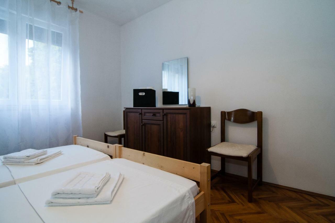 New Renovated Apartment 15 Min From Beach On Foot Пула Екстер'єр фото