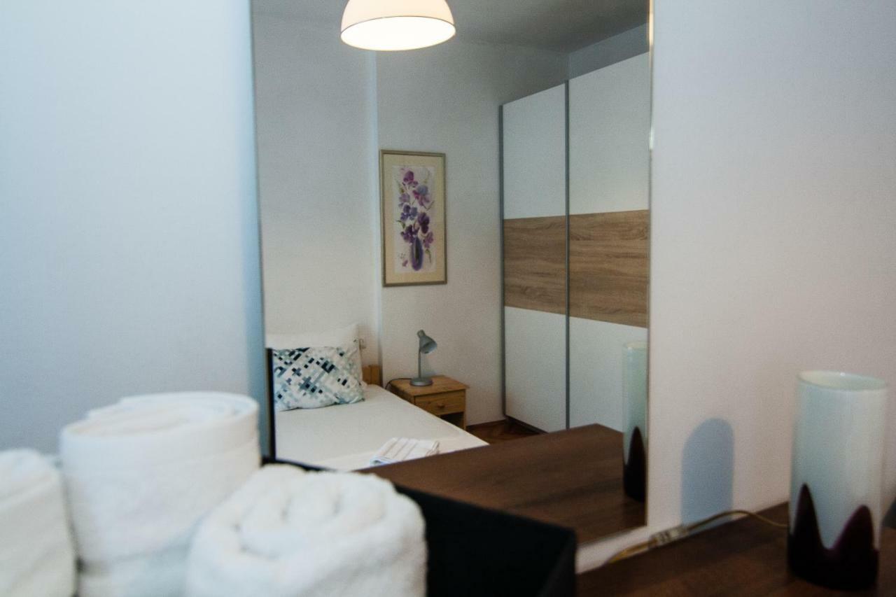 New Renovated Apartment 15 Min From Beach On Foot Пула Екстер'єр фото