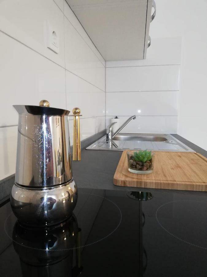 New Renovated Apartment 15 Min From Beach On Foot Пула Екстер'єр фото